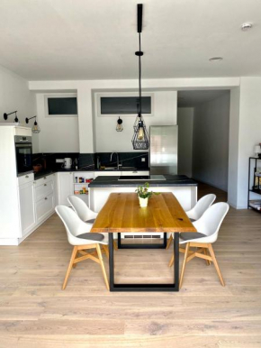 Exklusive 82 qm Loftwohnung mit Tiefgarage und Süd-Balkon zentral